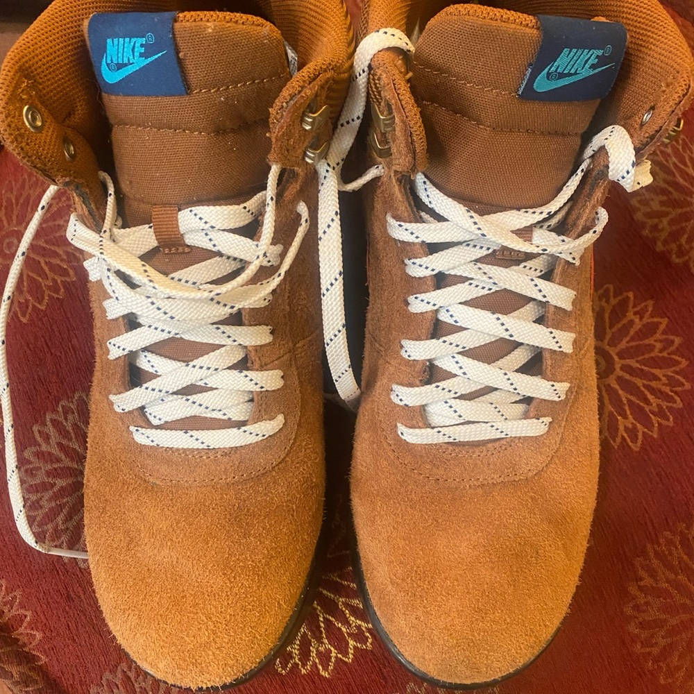 Nike Hoodland Boot Sz.10.5